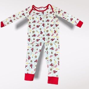 Redskins 24 month old boy 100% cotton pajama set tops and bottoms, with 2 hats